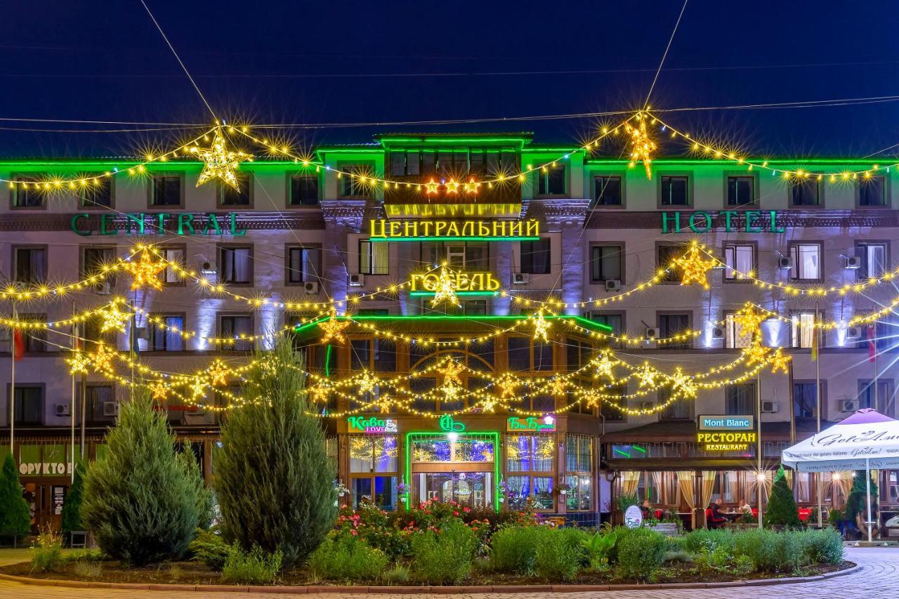Centralny Hotel Krywyj Rih Exterior foto